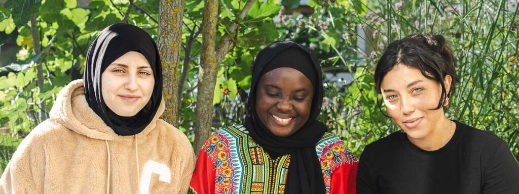 Deltagare på SFI i Malmö i utomhusmiljö